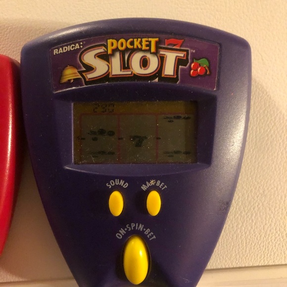 Radica Pocket Slot 1997 Hand Held Electronic Slots 777- Tested - Picture 3 of 7